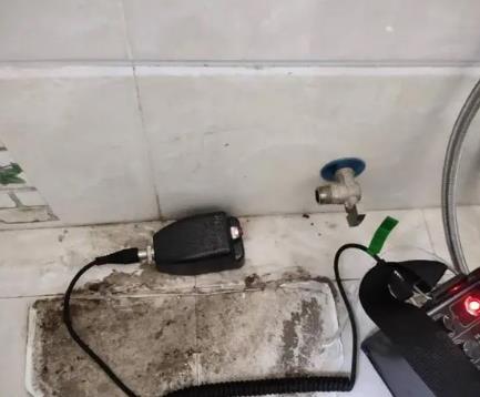 兴山屋顶漏水维修公司分享下卫生间漏水的危害及解决方法